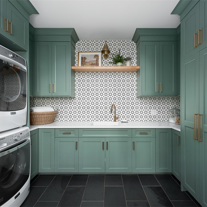 کابینت نگهداری لباسشویی با دو ماشین لباسشویی شیکر U Shape Oasis Lacquer Blue Room